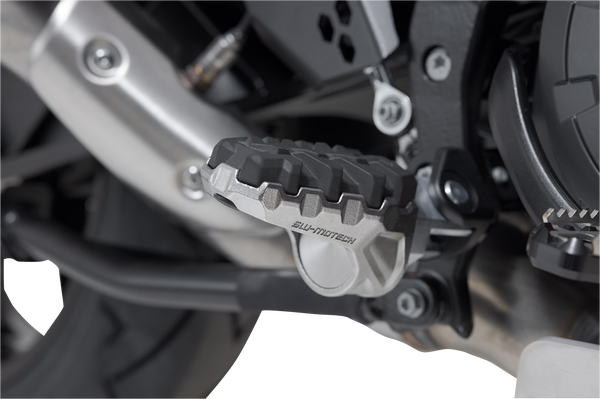 Evolution Footrest Silver