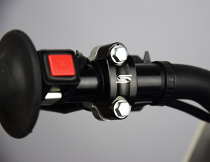 Universal Rotating Bar Clamp Black 